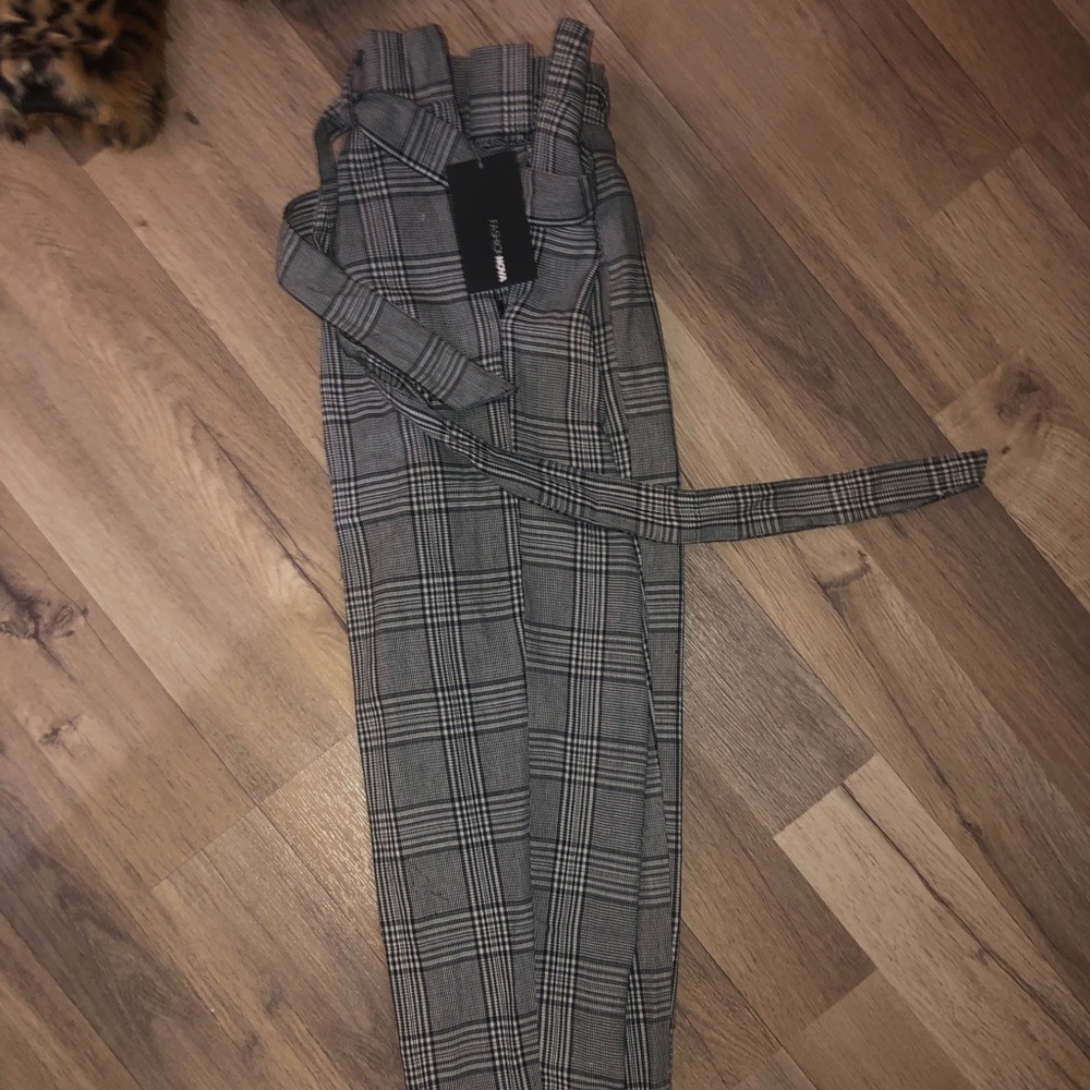 Fashion Nova Paperbag pants